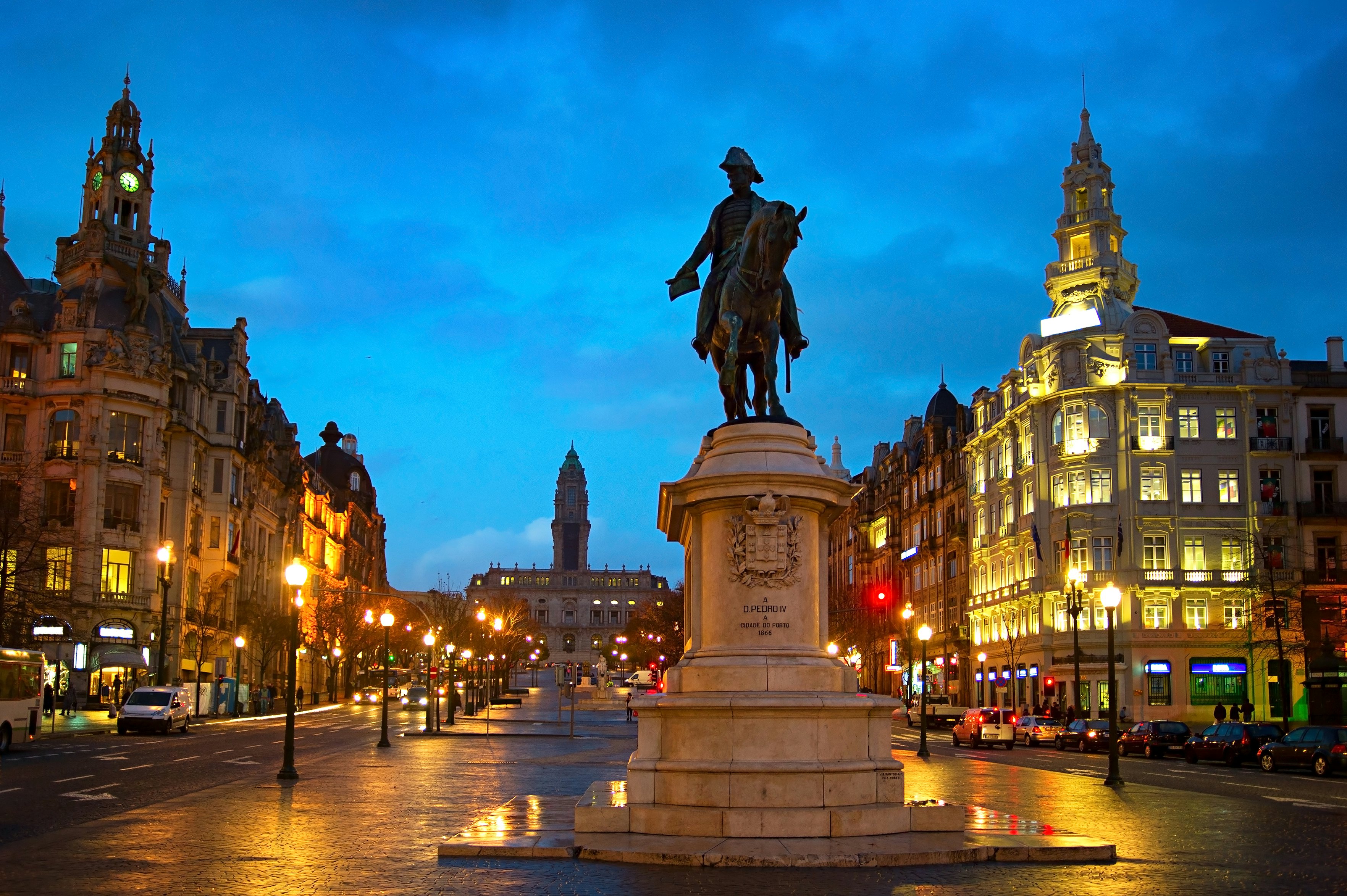 Tickets Praça da Liberdade - Porto | Tiqets.com 