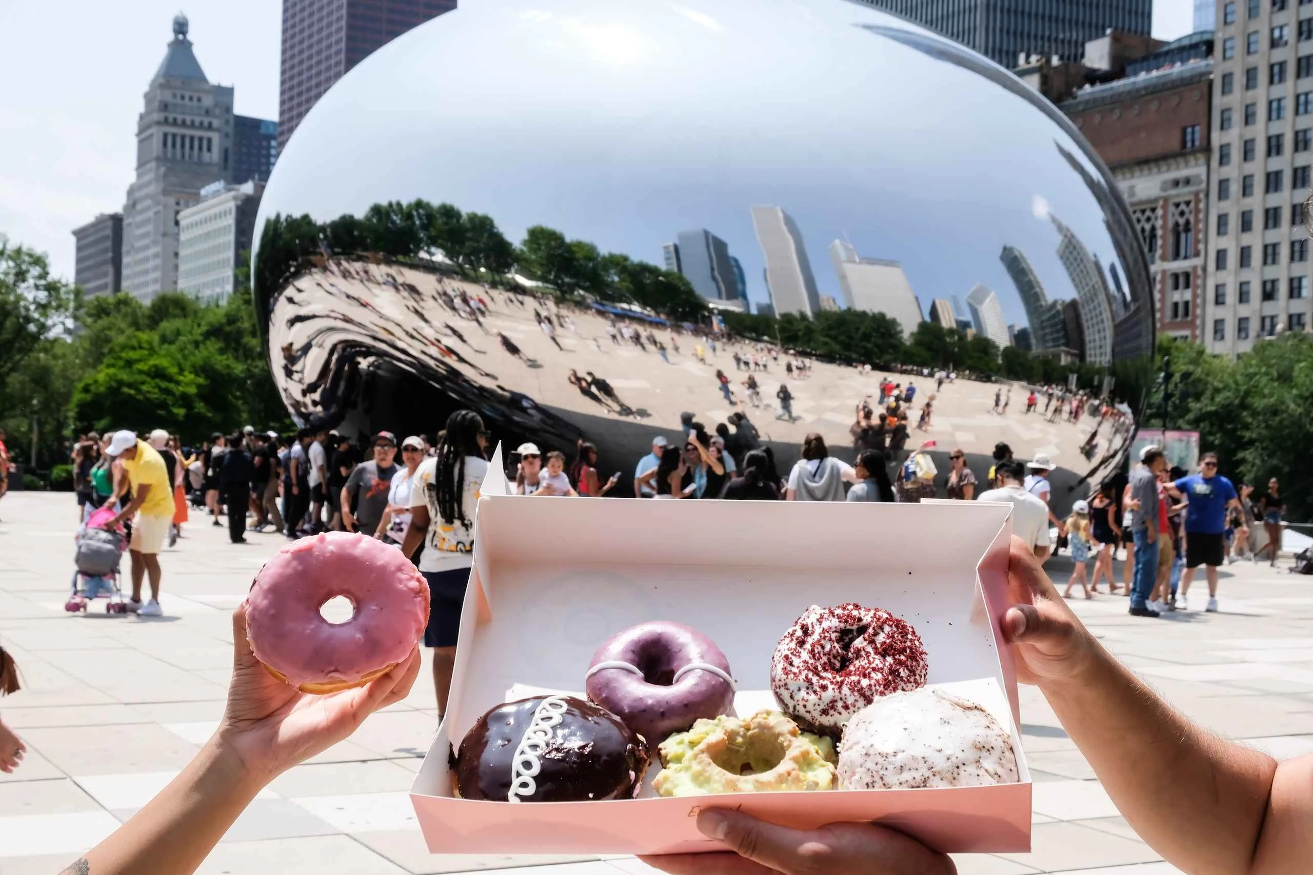 Chicago: Downtown Guided Donut Tasting Tour