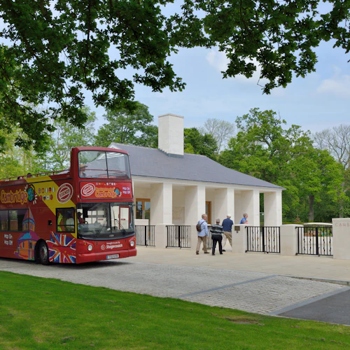Hop-on Hop-off Bus Cambridge - Photo 4