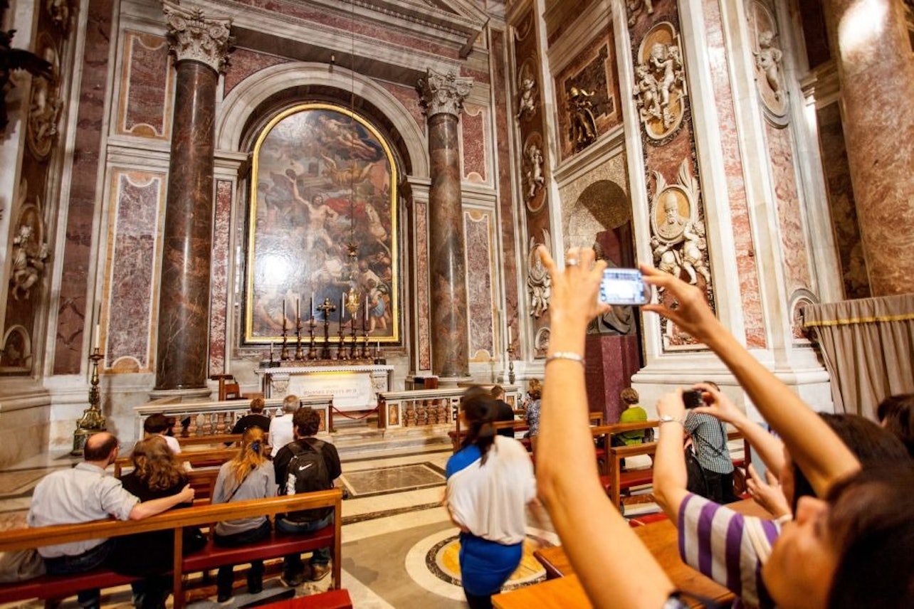 Visita guiada a la Basílica y Cúpula de San Pedro - Alojamientos en Roma