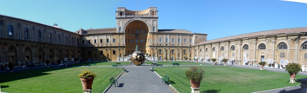 Musei Vaticani e Cappella Sistina: Salta la fila con l'audioguida opzionale - Alloggi in Roma