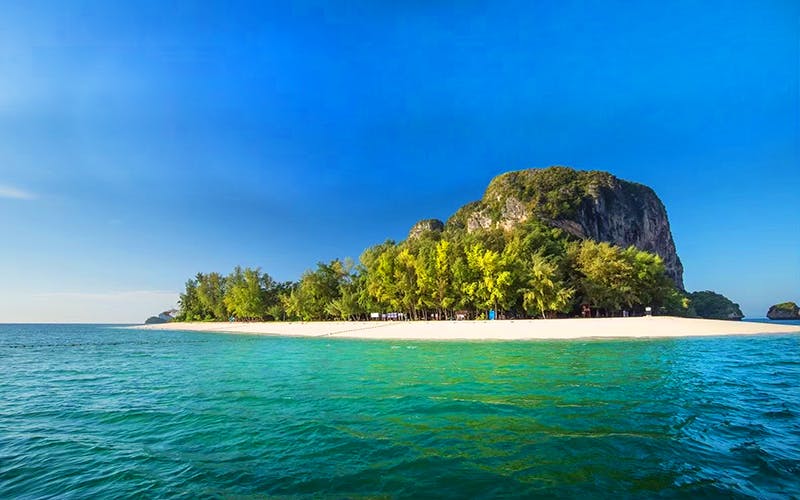 Tour de barbacoa al atardecer por las islas Krabi con plancton bioluminiscente en barco de cola larga - Alojamientos en Krabi