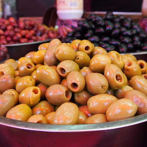 Tour gastronómico en el mercado del Carmel y museo Beit Hair