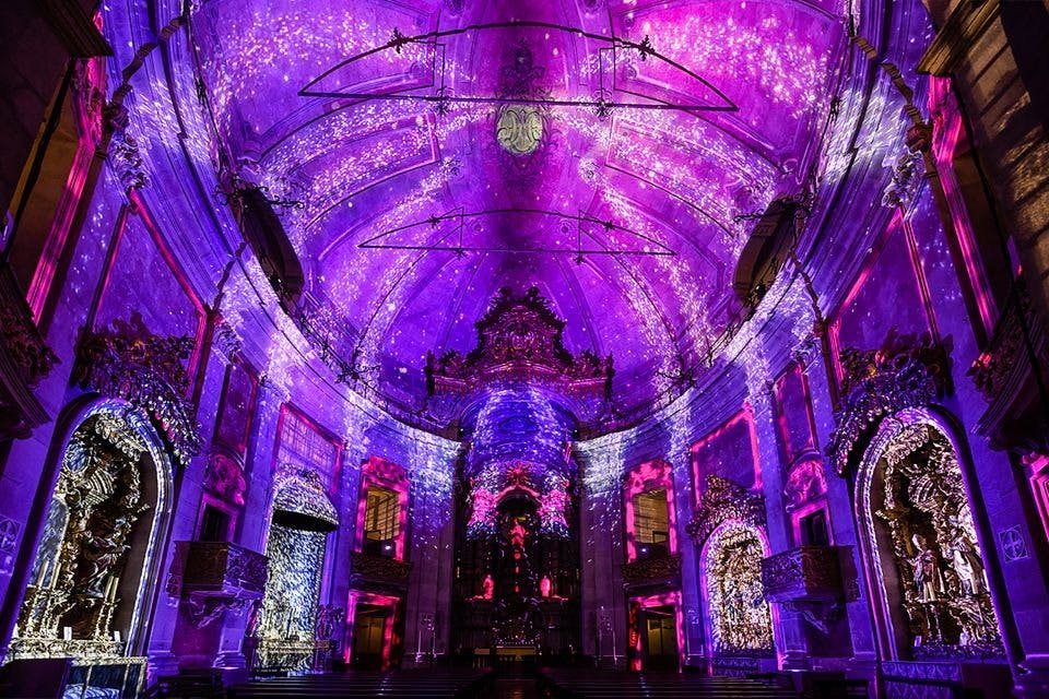 <City 76573>의 즐길 거리 #5: 포르토에서 즐기는 이머시버스 멀티미디어 쇼