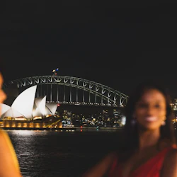 Big Bus Sydney: Guided Night Bus Tour 3