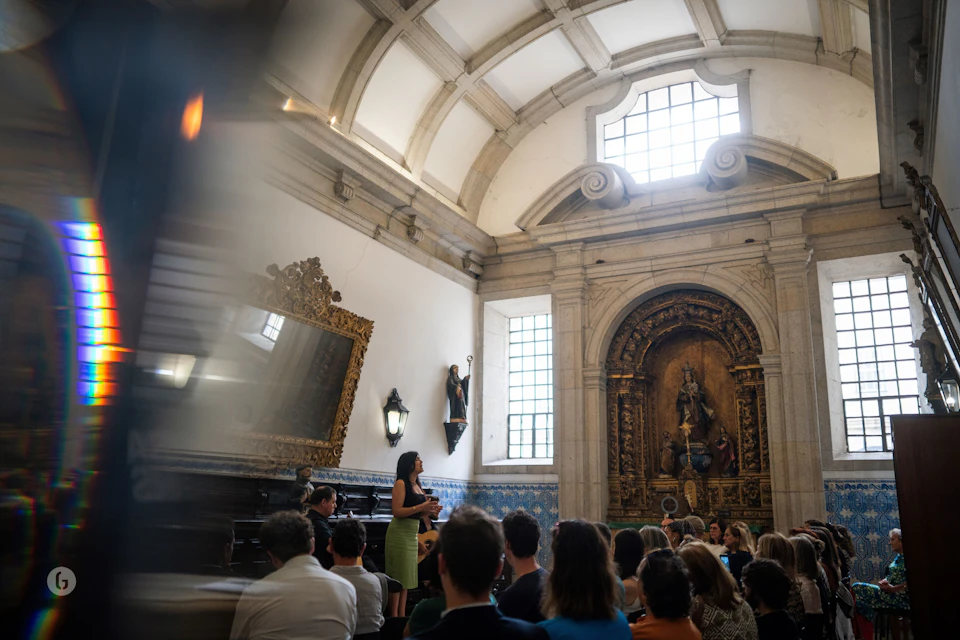 Fado concert inside the 18th-century Sacristy of the Monastery of São Bento da Vitória