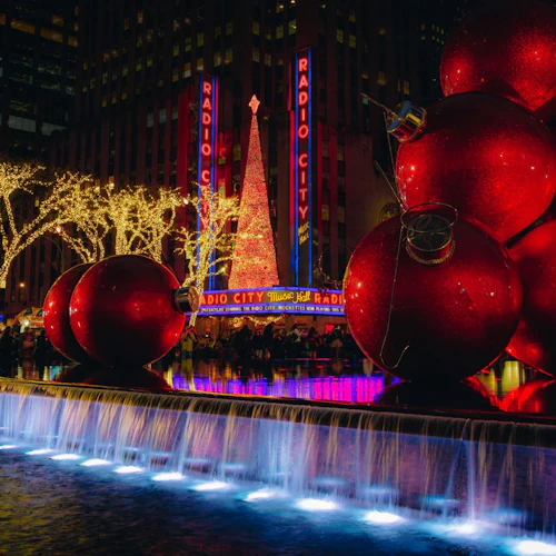 New York City: Christmas Spectacular Starring the Radio City Rockettes® - Photo 20