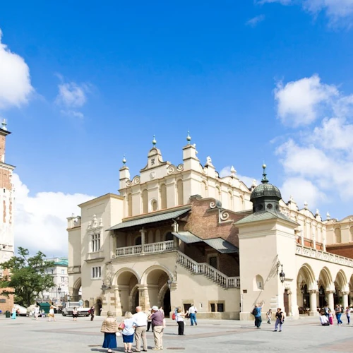 Old Town & St. Mary's Basilica Krakow: Entry Ticket + Guided Tour - Photo 5