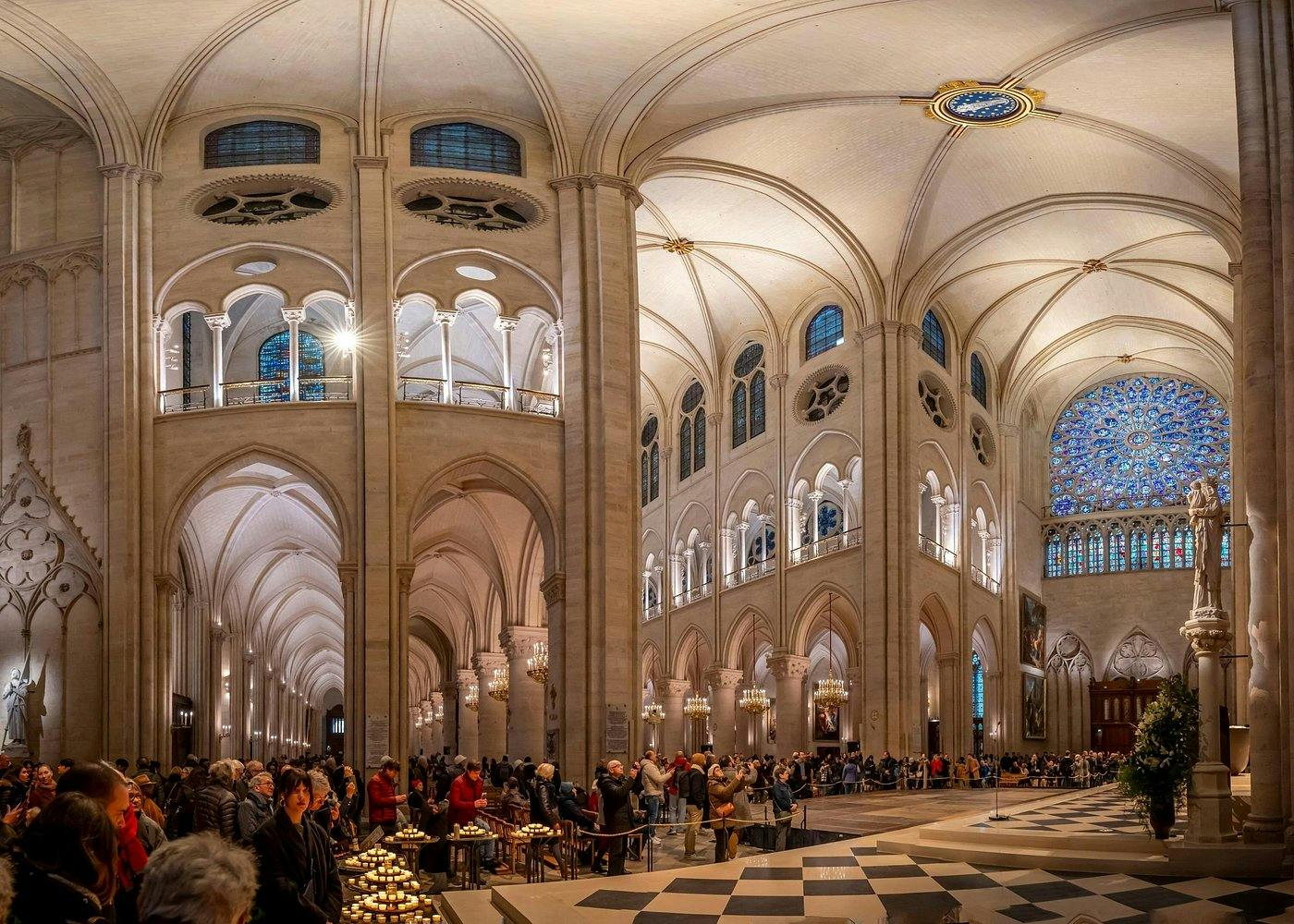 Cattedrale di Notre-Dame di Parigi e Île de la Cité: Tour guidato per gruppi ristretti a piedi — 4