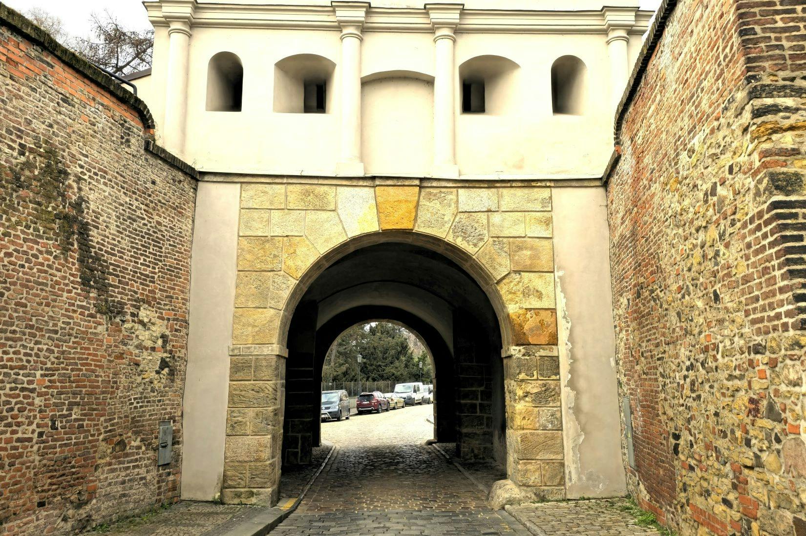 Ворота Табора - Начало аудиогида