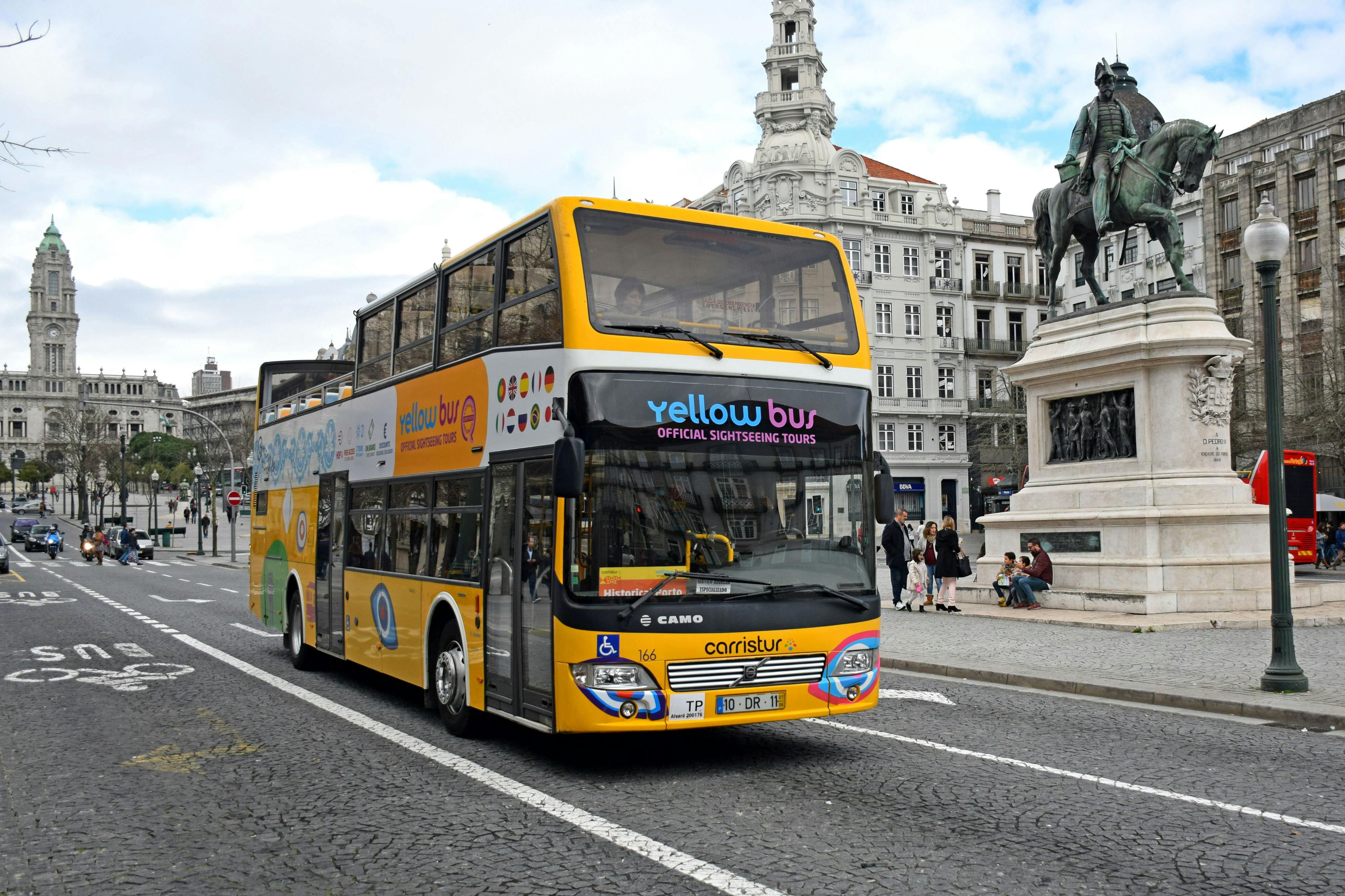 Hop-on Hop-off Bus, River Cruise & Wine Cellar Visit