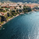 Veduta aerea della costiera sorrentina