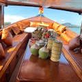 Dins d'un vaixell vintage de luxe