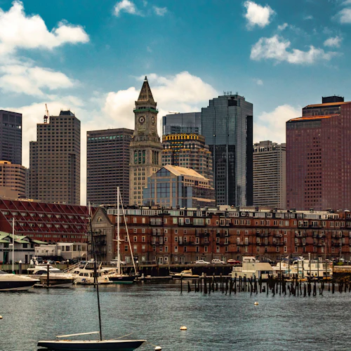Boston Harbor: 90-Minute Sunset Sightseeing Cruise