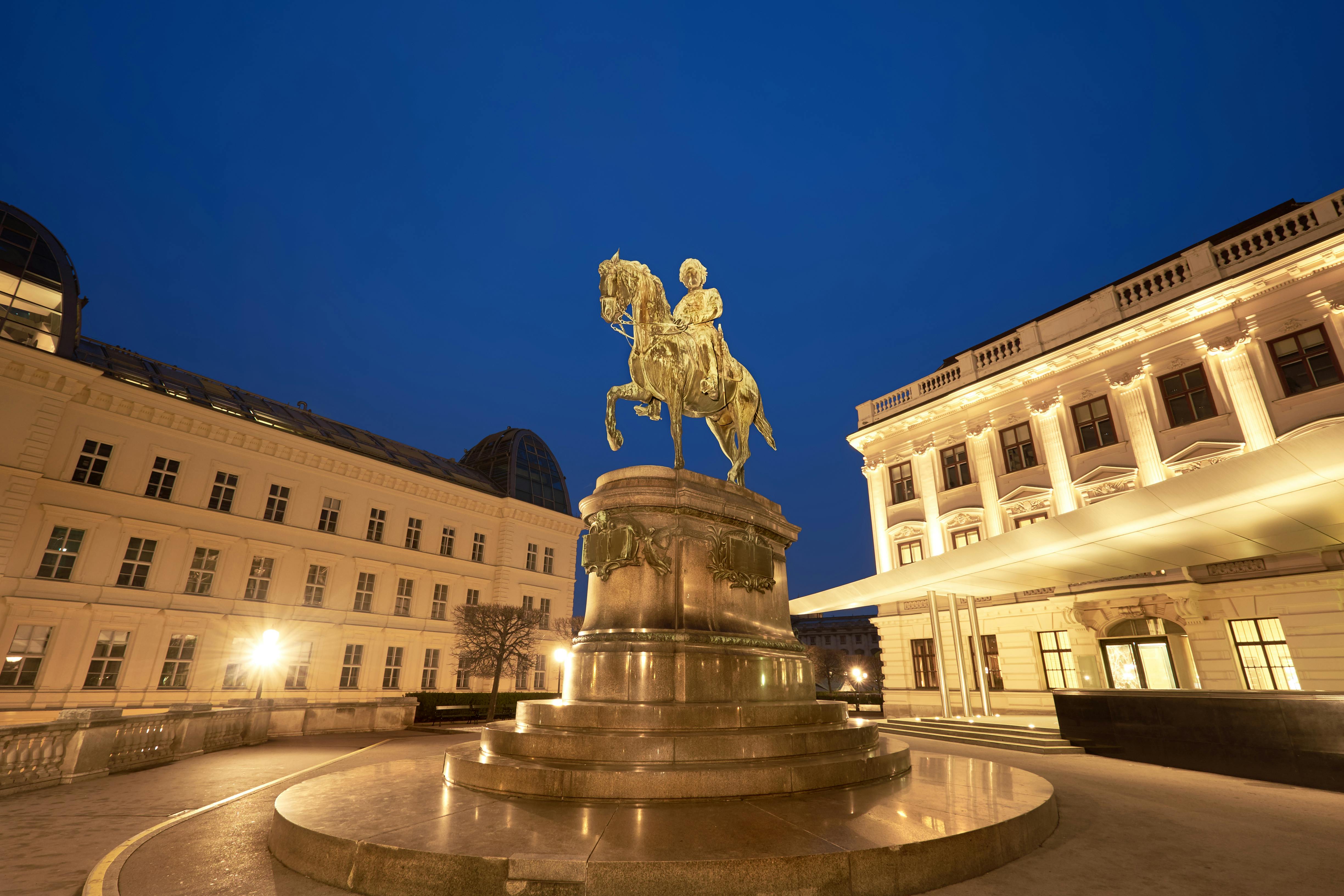 Albertinaplatz in Vienna