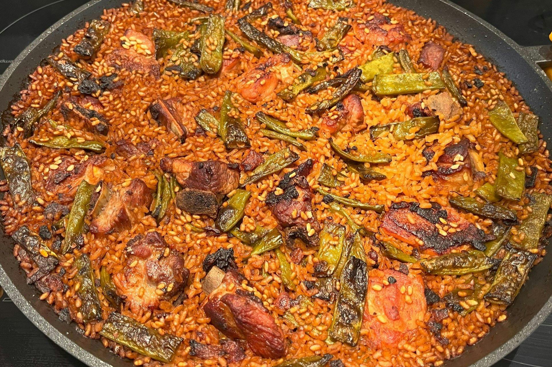 Madrid: Paella & Tapas Cooking Class + Market Visit