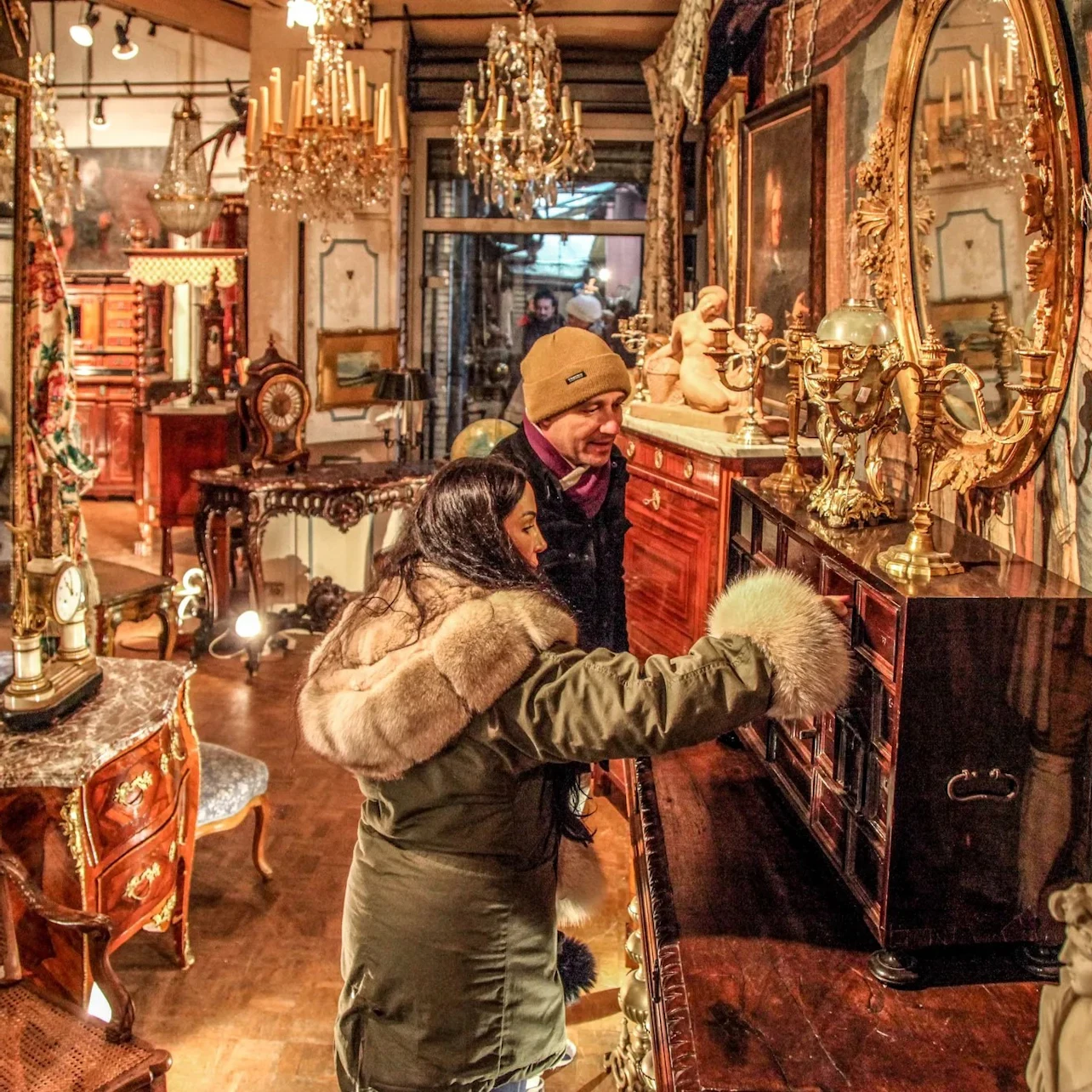 Vintage Paris: St. Ouen Flea Market Tour