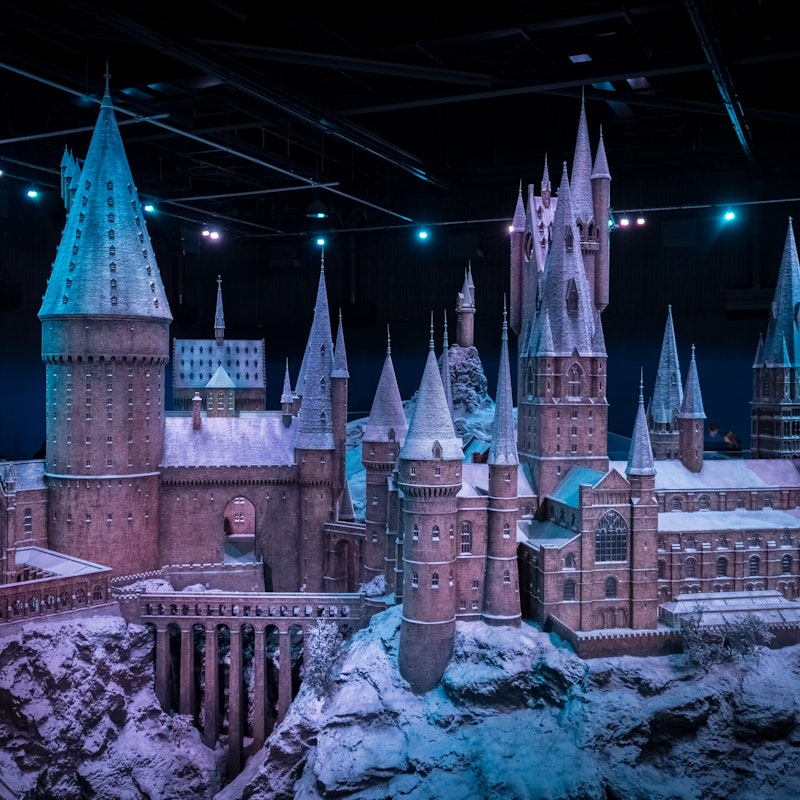 ハリー ポッター スタジオ 完全ガイド付きツアー Tiqets ハリー ポッター スタジオ 完全ガイド付きツアー Tiqets