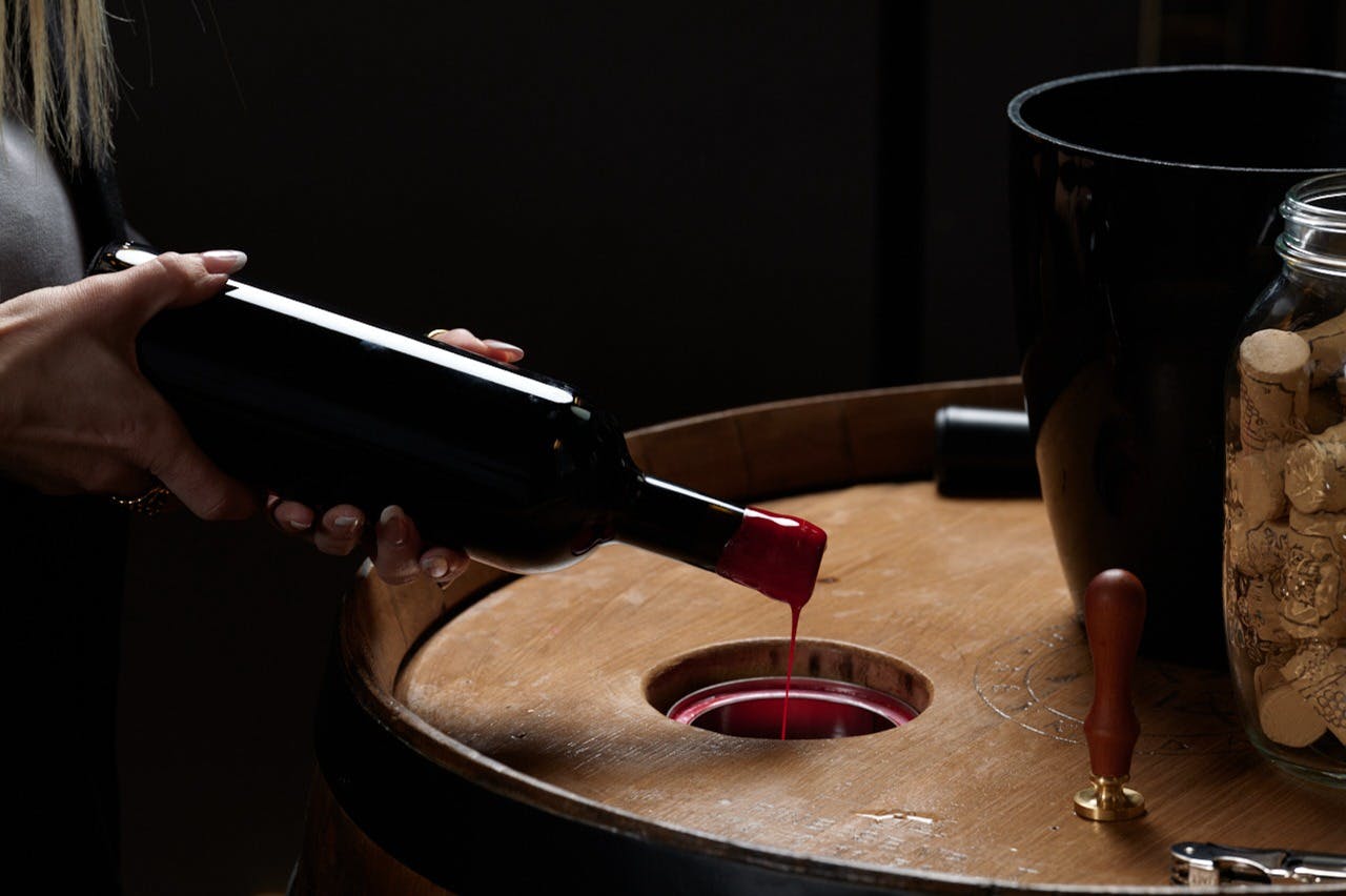 Κερώστε το μπουκάλι σας