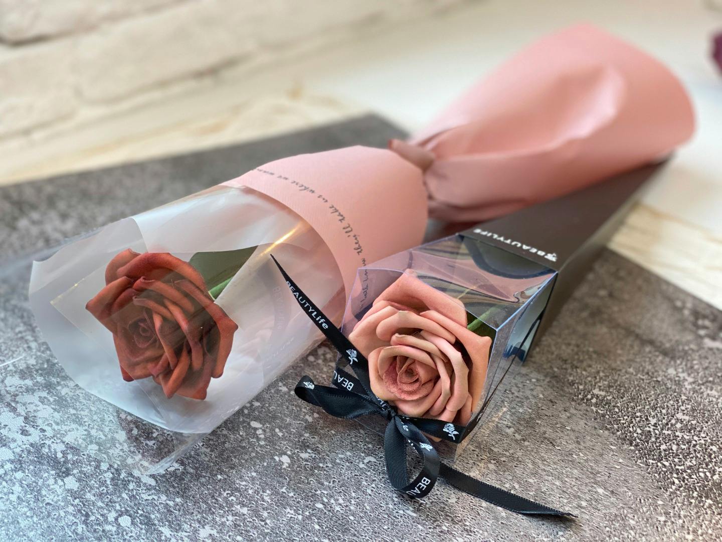 LCM Leather Workshop Causeway Bay: Leather Crafting Workshop with Wallet-Making in Hong Kong – Tiqets