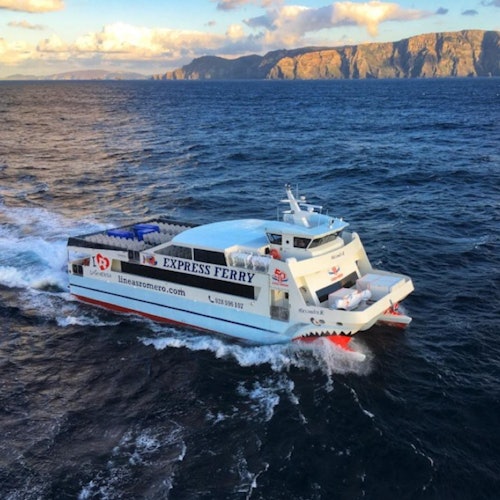 La Graciosa: Ferry desde Lanzarote