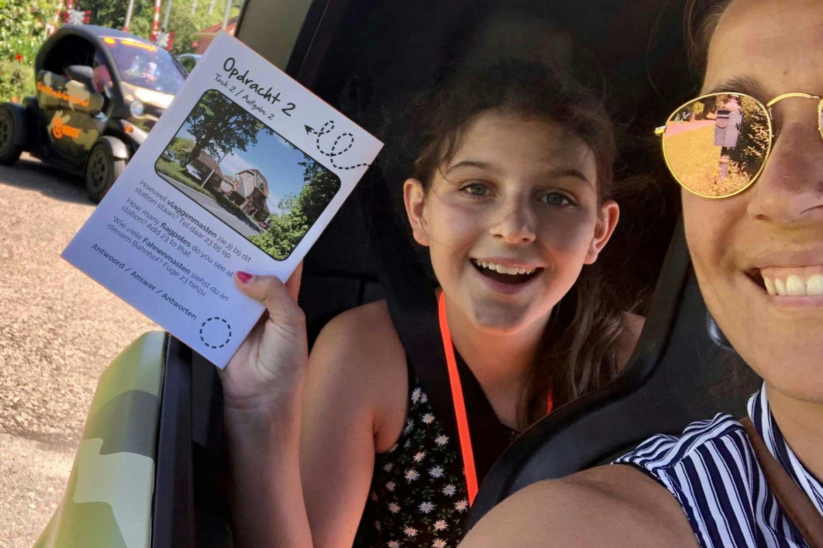 Tulip field tour with treasure hunbt for kids