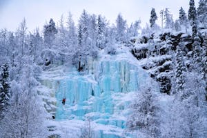 Bevroren watervallen van Korouoma: Dagtochten en excursies vanuit Rovaniemi