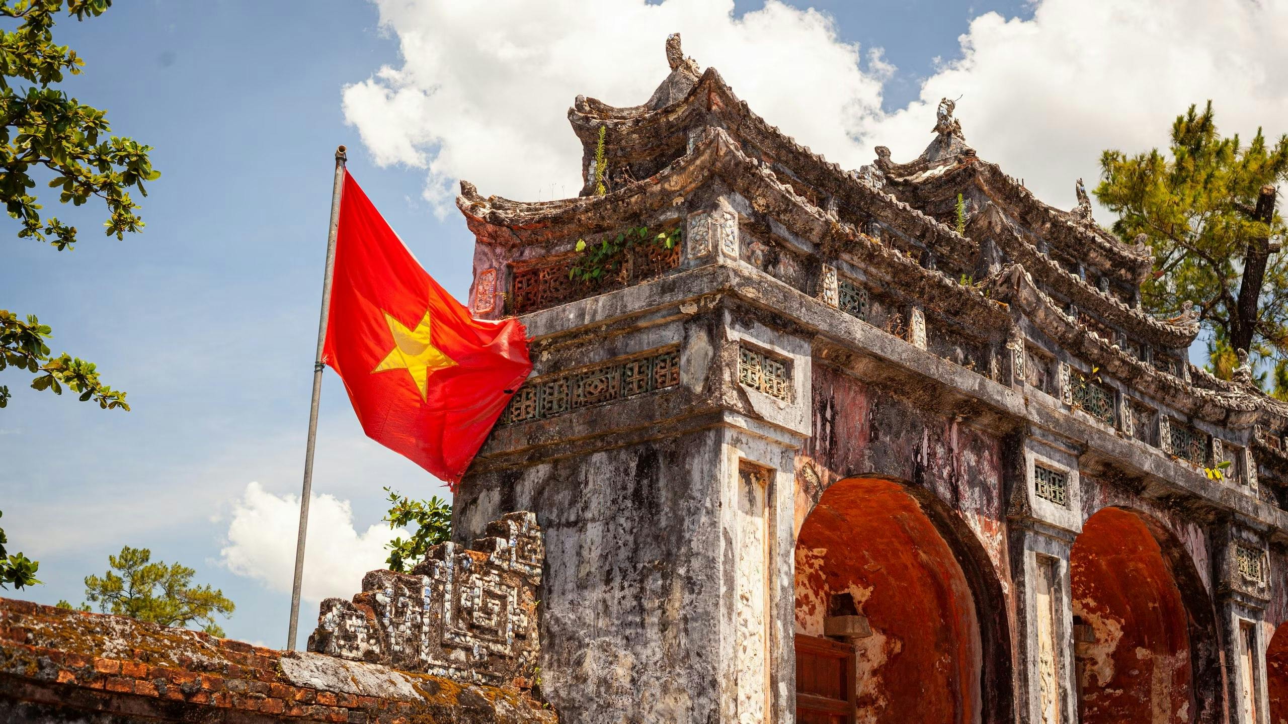 Tomb of Emperor Minh Mang Hue: Admission Ticket
