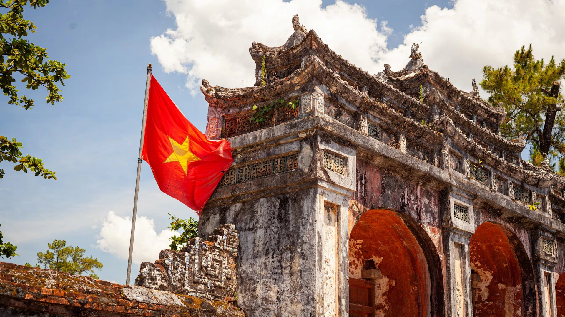 Tomb of Emperor Minh Mang Hue: Admission Ticket
