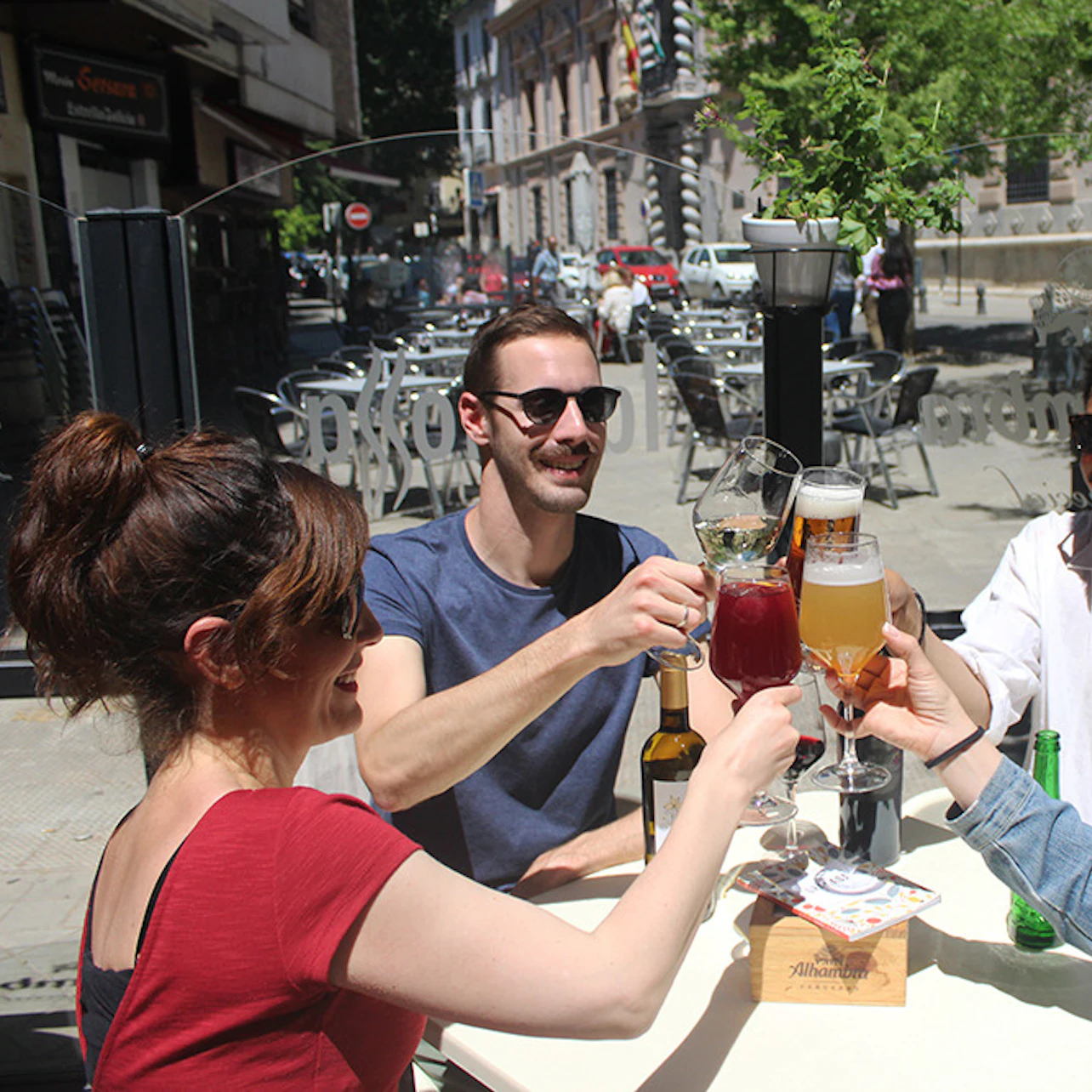 Cheers to Granada and it´s marvellous tapas cultura