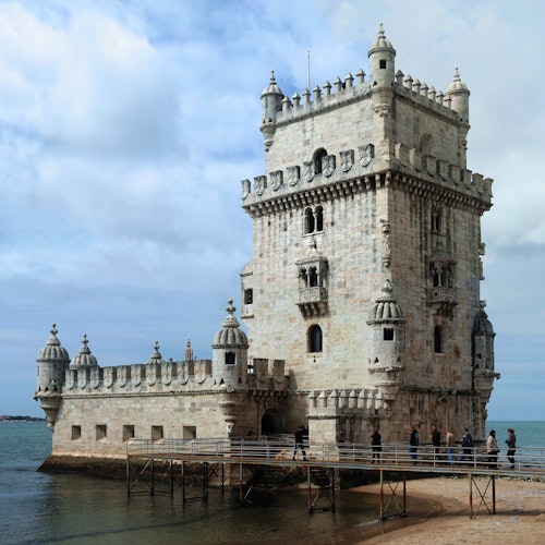 Lisboa Card: Access up to 38 Attractions + Public Transportation