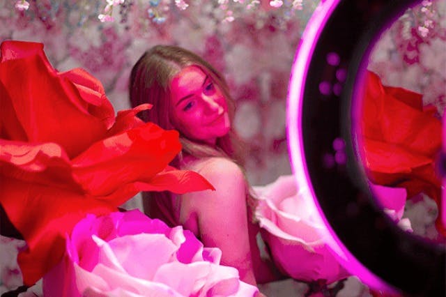 尼亚加拉大瀑布里普利的自拍工作室