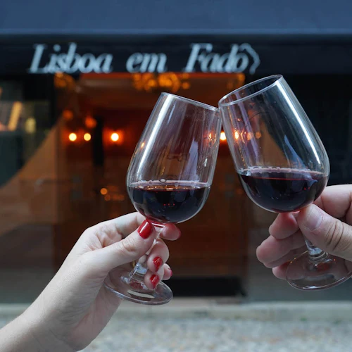 Lisboa: Espetáculo de Fado no Lisboa em Fado + Vinho do Porto - Photo 2