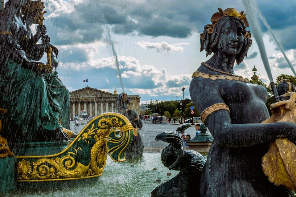 Concorde Square