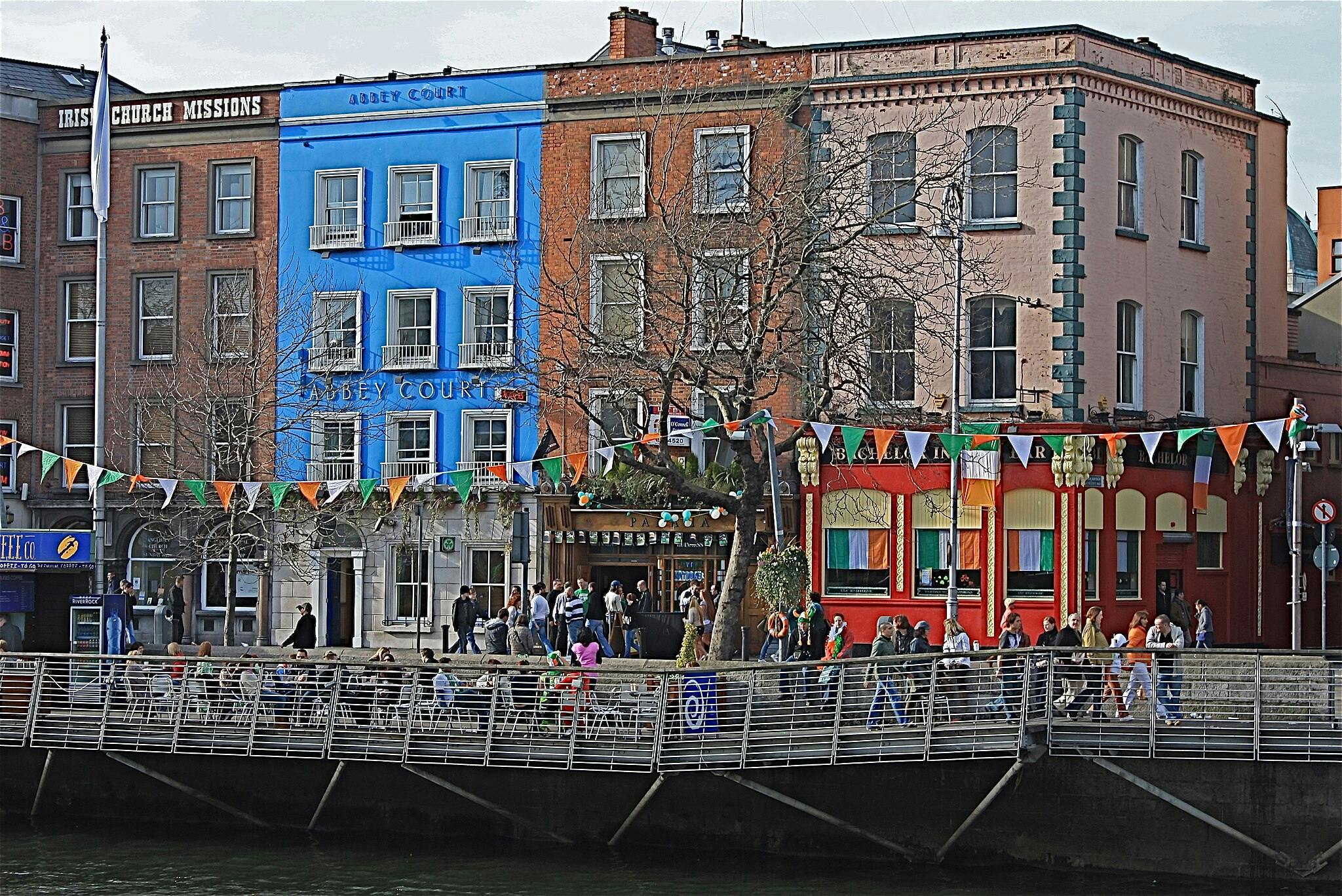 都柏林 单身汉漫步