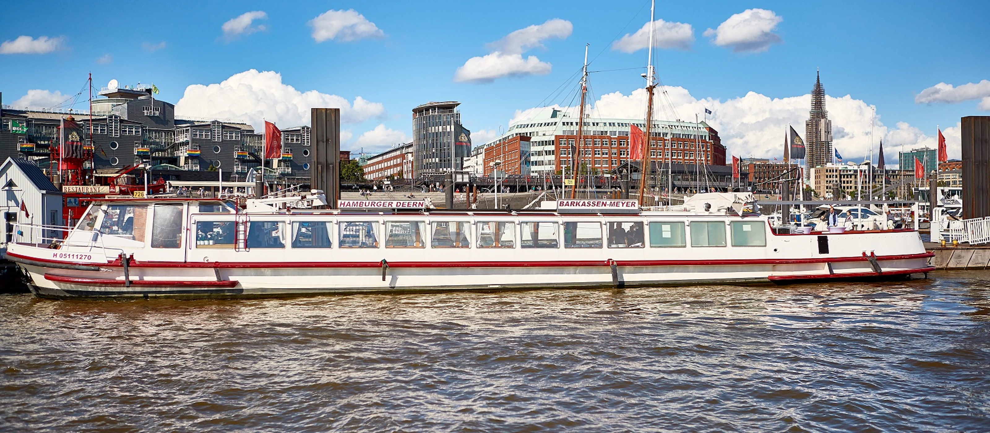 Hamburg: 1-stündige Bootstour + Audioguide