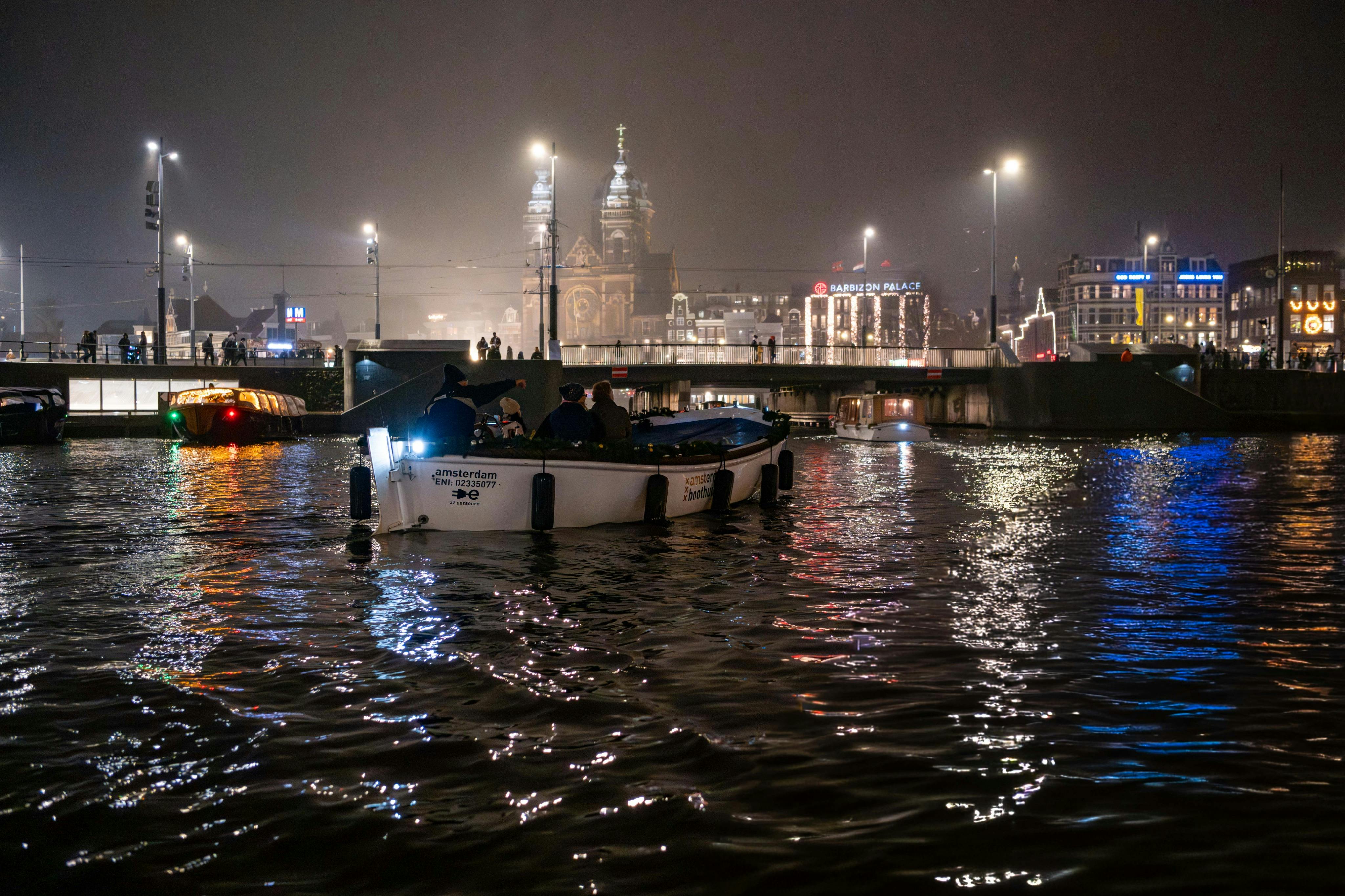 Amsterdam Light Festival Cruises: Open Boat Tour + Optional Drinks