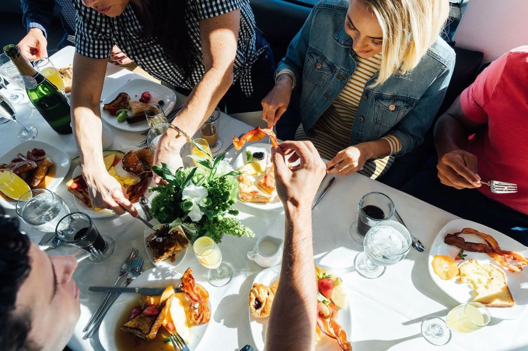 Los Angeles: Marina del Rey Premier Brunch Cruise