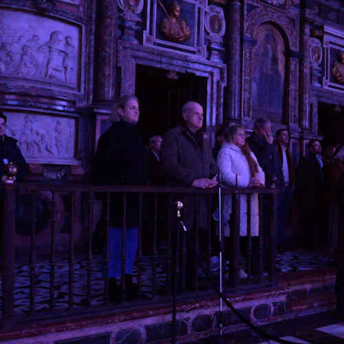 Catedral de Sevilha: Entrada sem filas + visita guiada nocturna + espetáculo de luzes - Photo 6