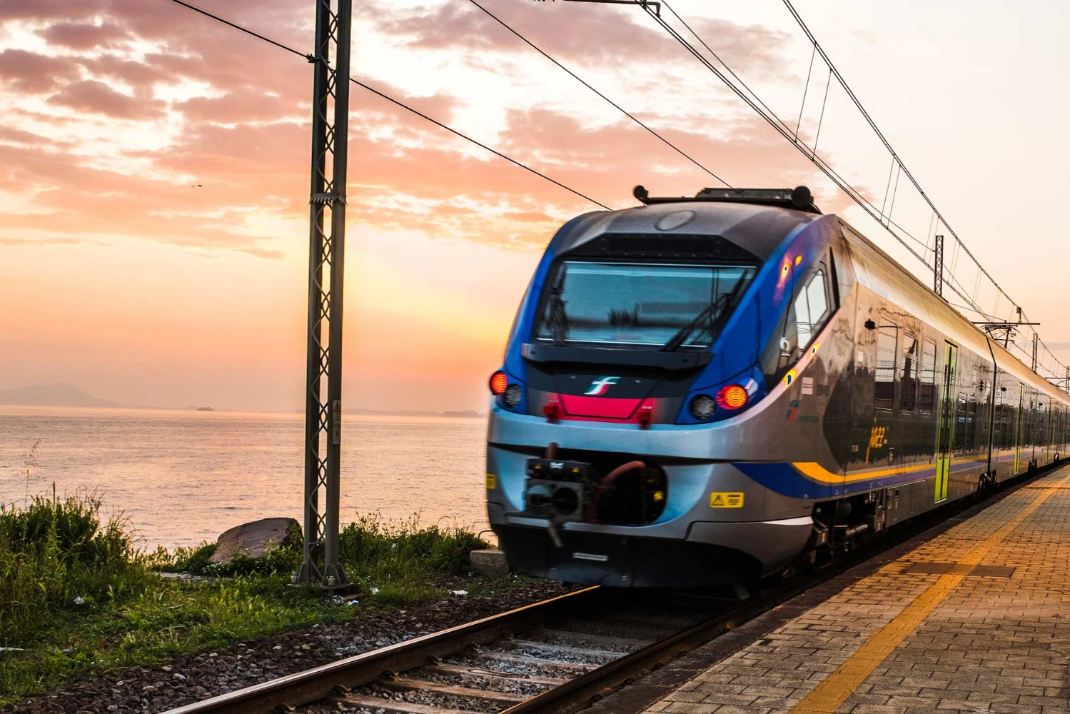 Civitavecchia: Express Train To/From Rome City Center