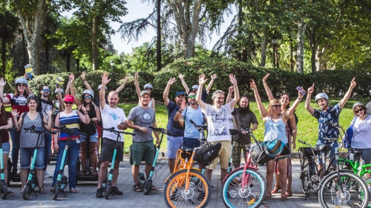 Madrid Río y Casa de Campo: Recorrido guiado en E-Bike | Reserva en línea
