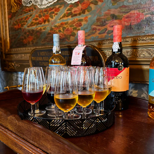 Porto: Espetáculo de Fado + Vinho do Porto - Photo 2