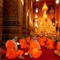 Das Innere des Wat Pho