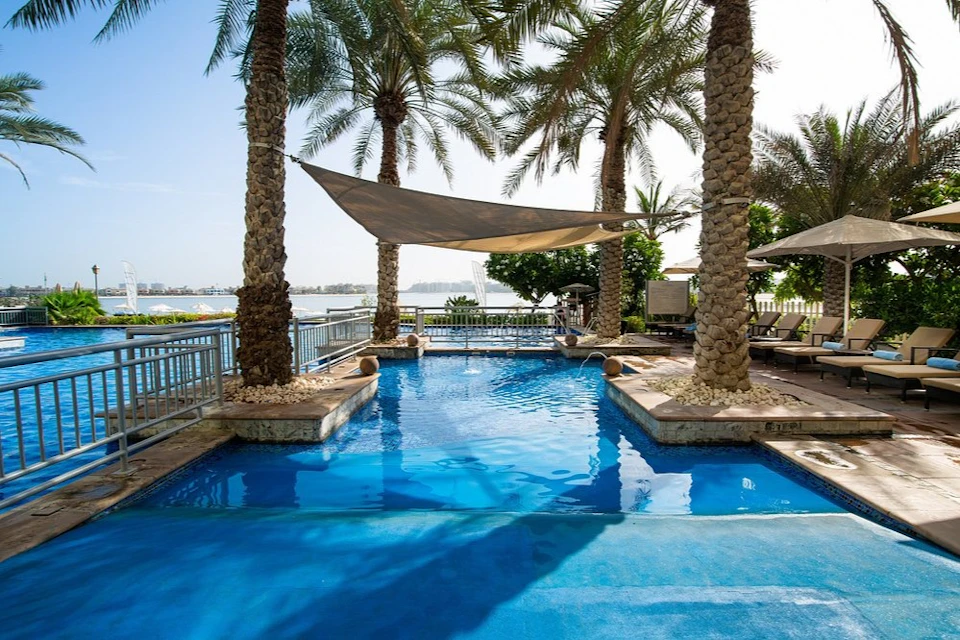 RIVA Pool