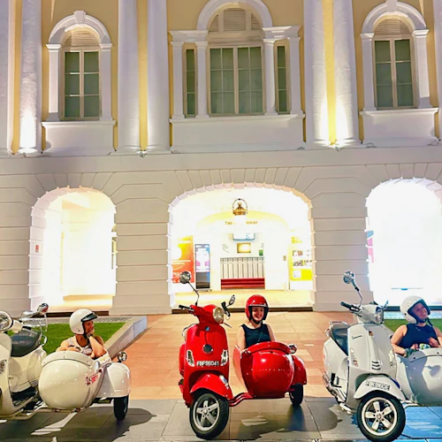 Vespa Night Tour of Singapore - Photo 6