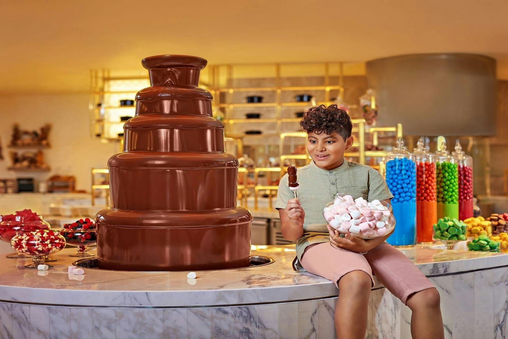 棕榈岛亚特兰蒂斯的红花自助晚餐（包括软饮）。