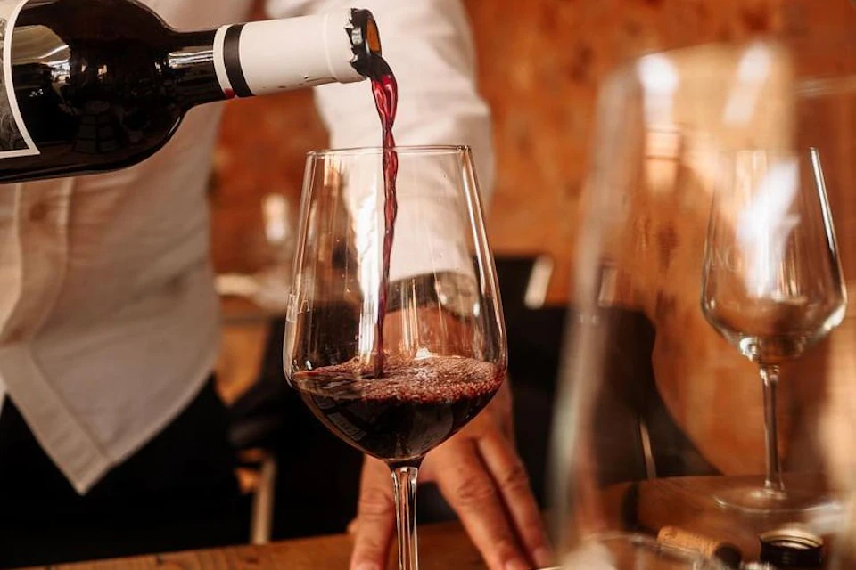 Sommelier Joe Pommer