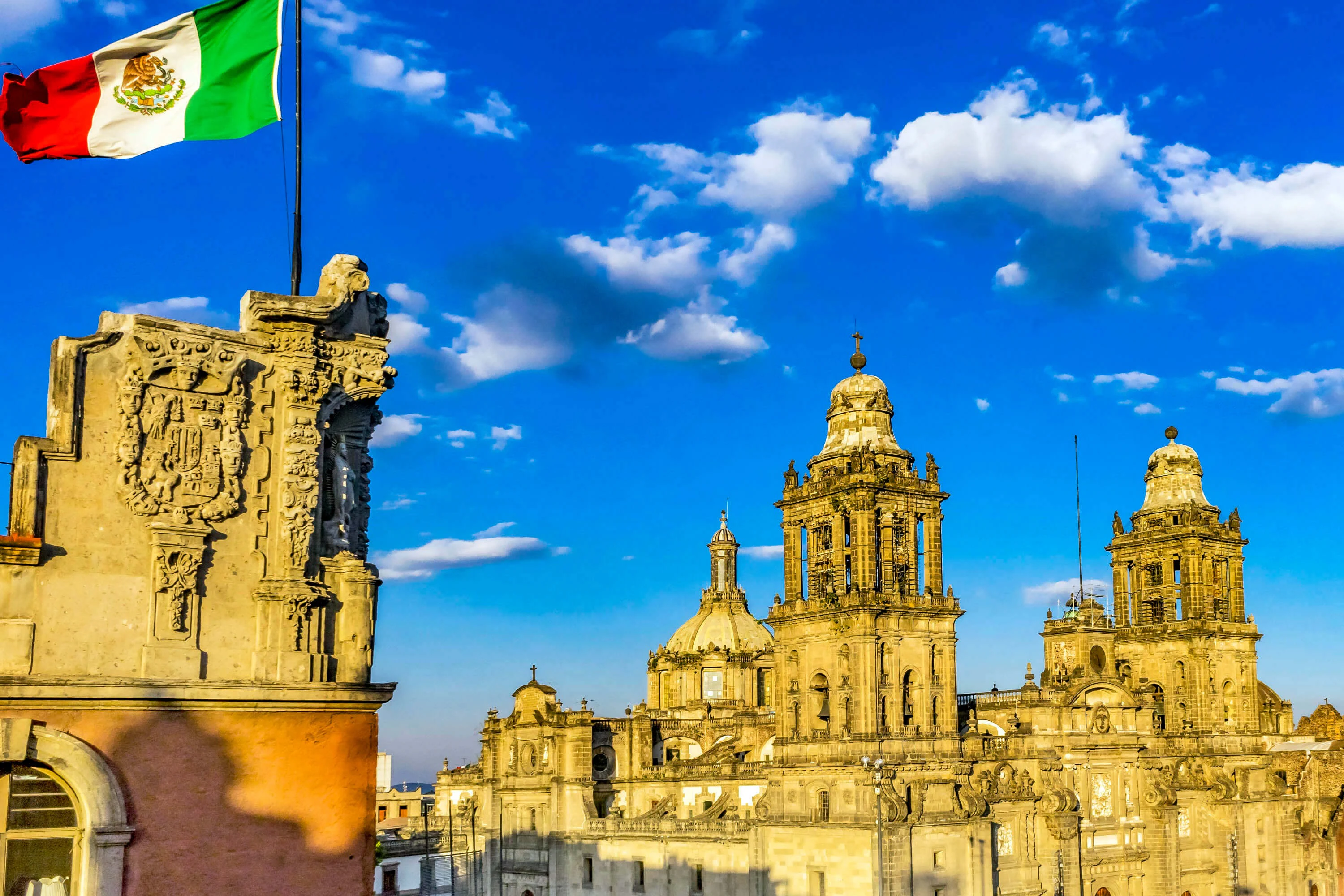 Mexico City: Audio Guide App by TouringBee
