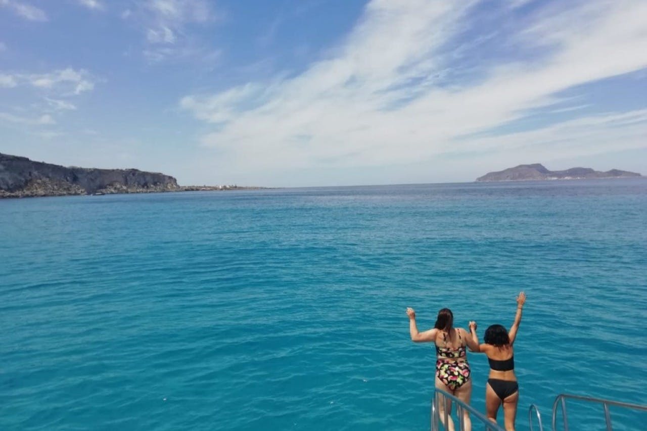 Trapani: Mini tour in barca a Favignana e Levanzo + pranzo — 3
