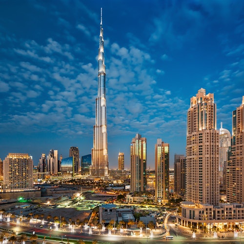 Burj Khalifa: plantas 124 y 125 + Cafetería
